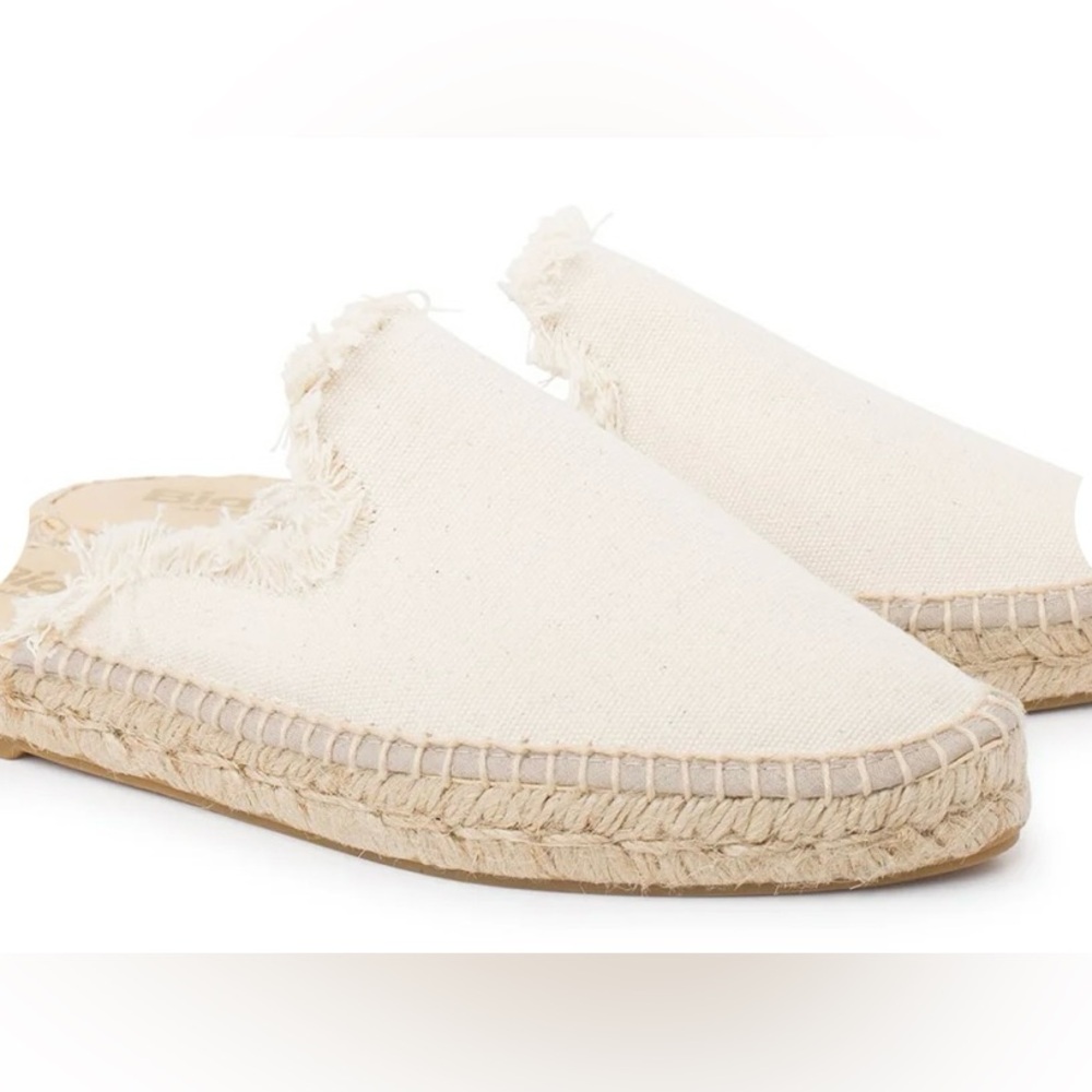 Biankina Frayed Canvas Espadrille Mules in Cream